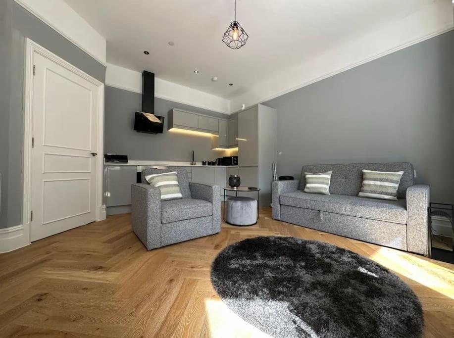 Superior Stay, Sophia Gardens, City Centre And Stadium Sleeps 4 Кардифф Экстерьер фото